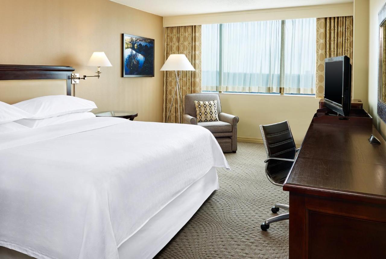 Wyndham College Park North / Washington Dc Area Hotel Beltsville Bagian luar foto